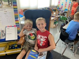 Picture of 4th grade and Kindergarten